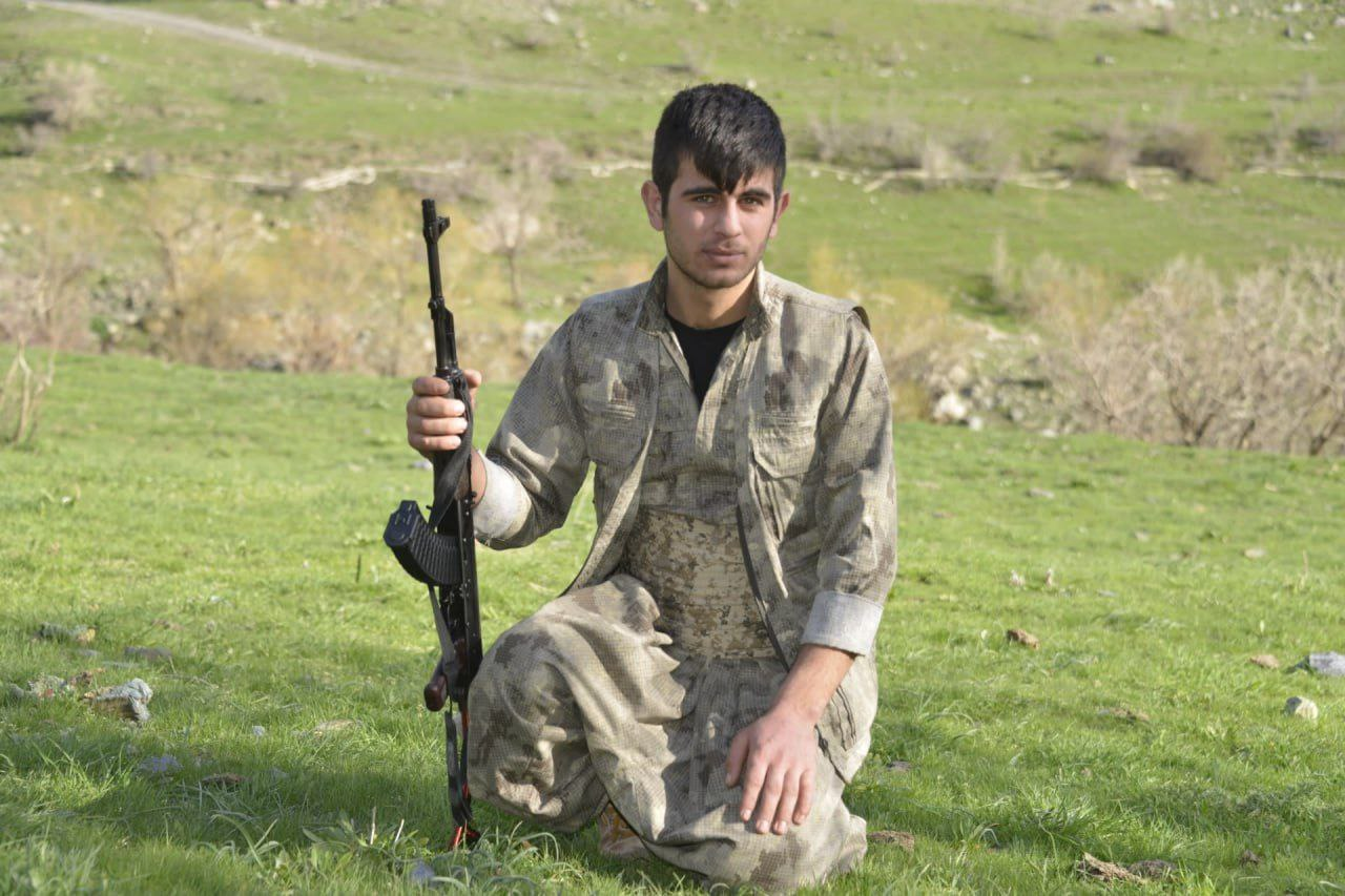 مردنی بێناو لە قەندیل: کاتێک گەنجانی کورد دەبنە کەرەستەی سیاسەت