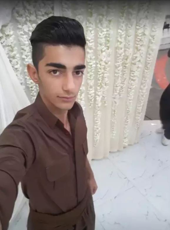 Zakaria Rasuli, 17 yaşındaki Serdüştlü genç, altı yıl önce Pejak tarafından kaçırıldı. Ailesi hâlâ onu arıyor ve deneyimlerinin acısı,
