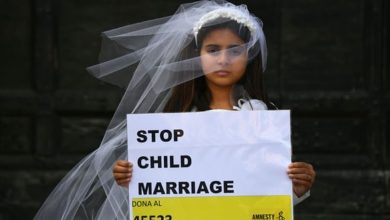 Şilan M. de bu yapının kurbanlarından biri; öğrenim ve ilerleme hayaliyle dağa giden, ancak orada şiddet, korku ve aldatmacayla karşılaşan bir kız.