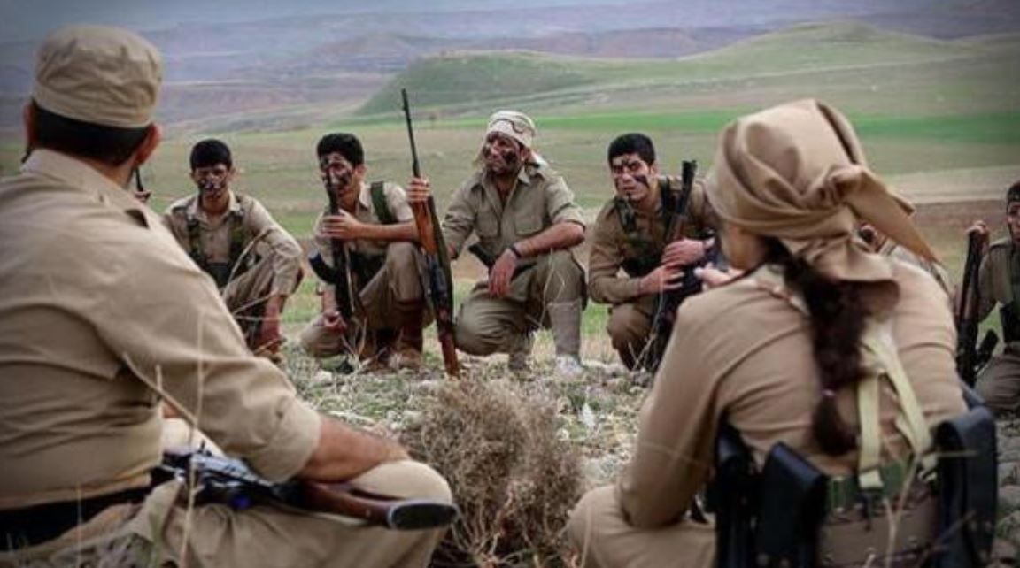 Arya Moradi, Merywan’dan 17 yaşındaki bir genç, Telegram üzerinden aldatıcı vaatlerle Komalah silahlı grubunun tuzağına düştü.