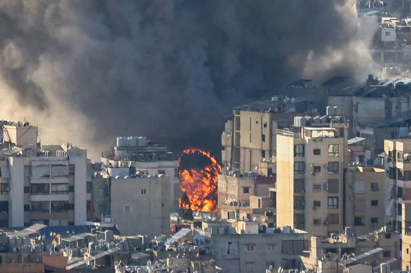 وقتی آتش جنگ، خانه همه را می‌سوزاند